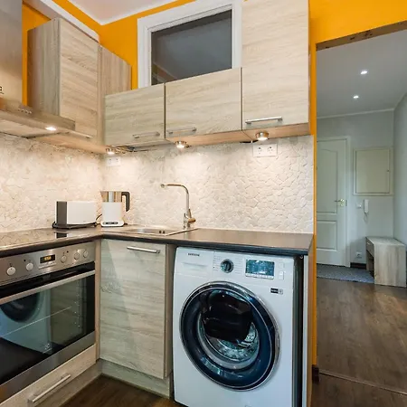 Апартаменты Private 50m2 With Free Wifi And Parking *